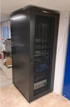 Rack informatique
